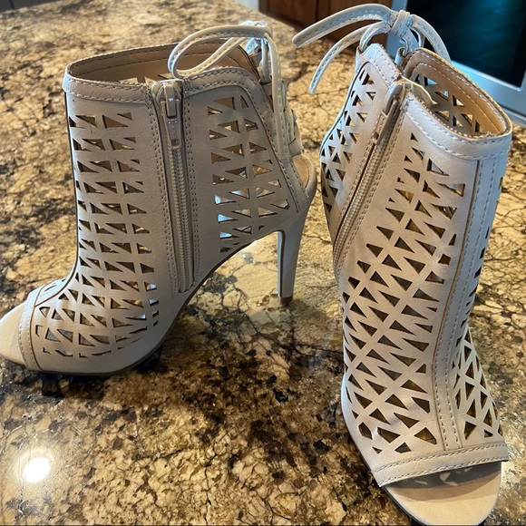 Dressy open toe heel’s - Picture 11 of 11